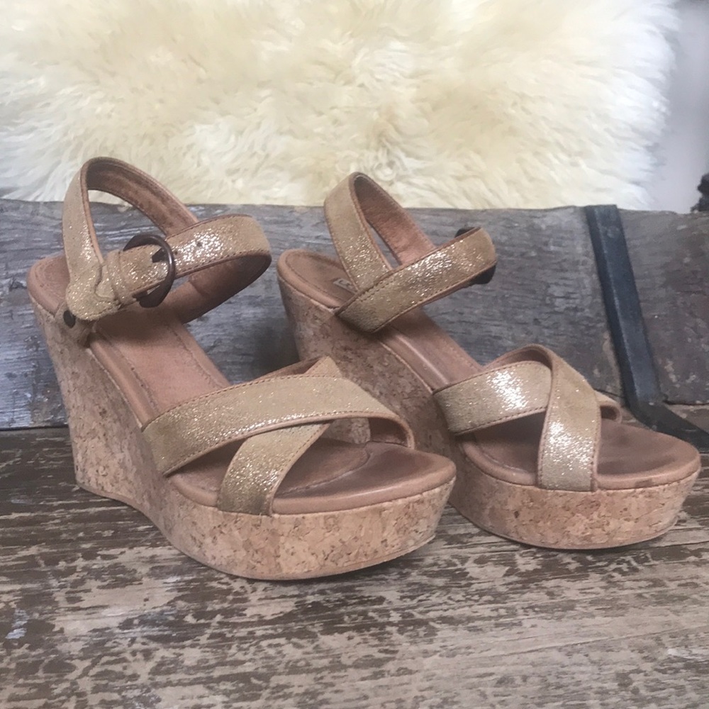 UGG Gold & Tan Leather Cork Wedge Sandal 6.5